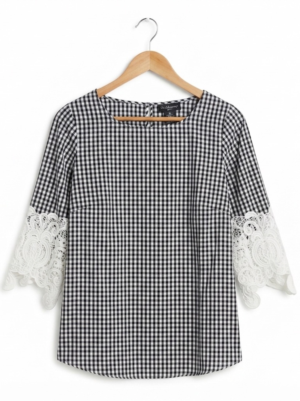 Liz Claiborne Women’s Black & White Gingham Blouse with White Lace Sleeves PM